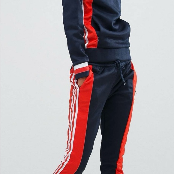 This is a 3 piece adidas track set red,navy and white in a size M - Picture 7 of 15